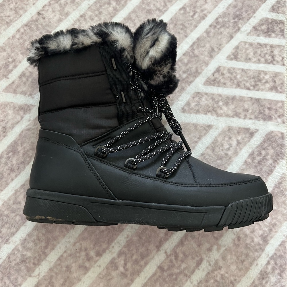 ❄️ The North Face Black Winter Boots with Faux Fur